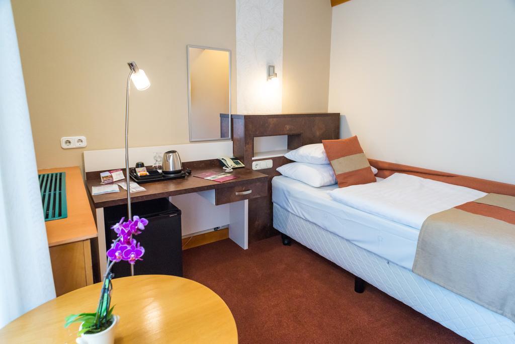 Hotel Spa Heviz Luaran gambar