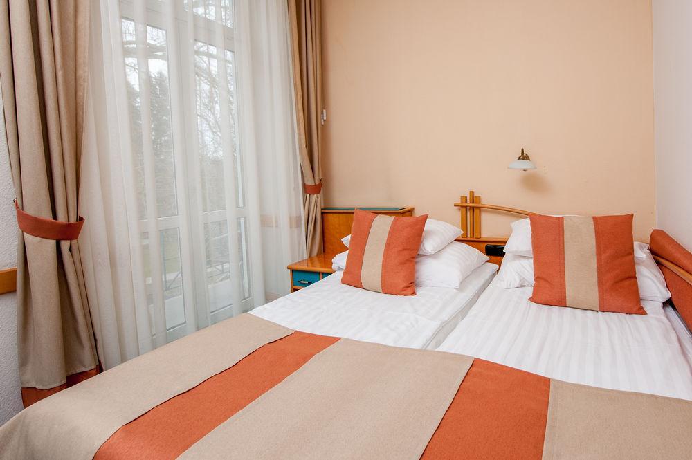 Hotel Spa Heviz Luaran gambar
